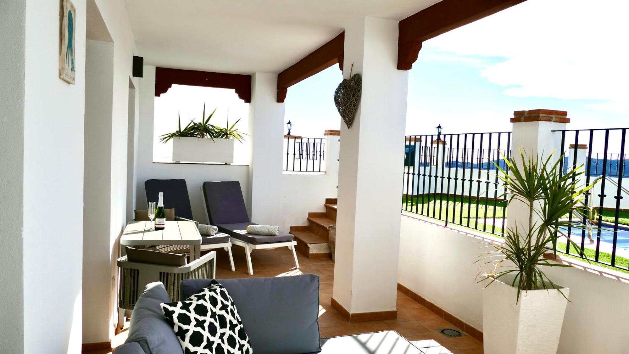 Casita Frigiliana - Stunning New Apartment With Views With Private Parking Space Dış mekan fotoğraf