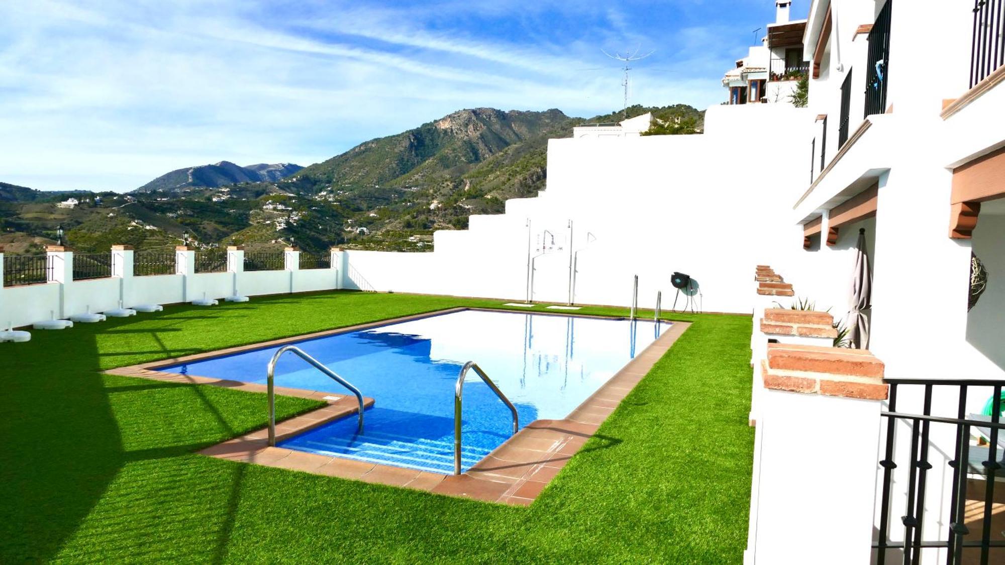 Casita Frigiliana - Stunning New Apartment With Views With Private Parking Space Dış mekan fotoğraf