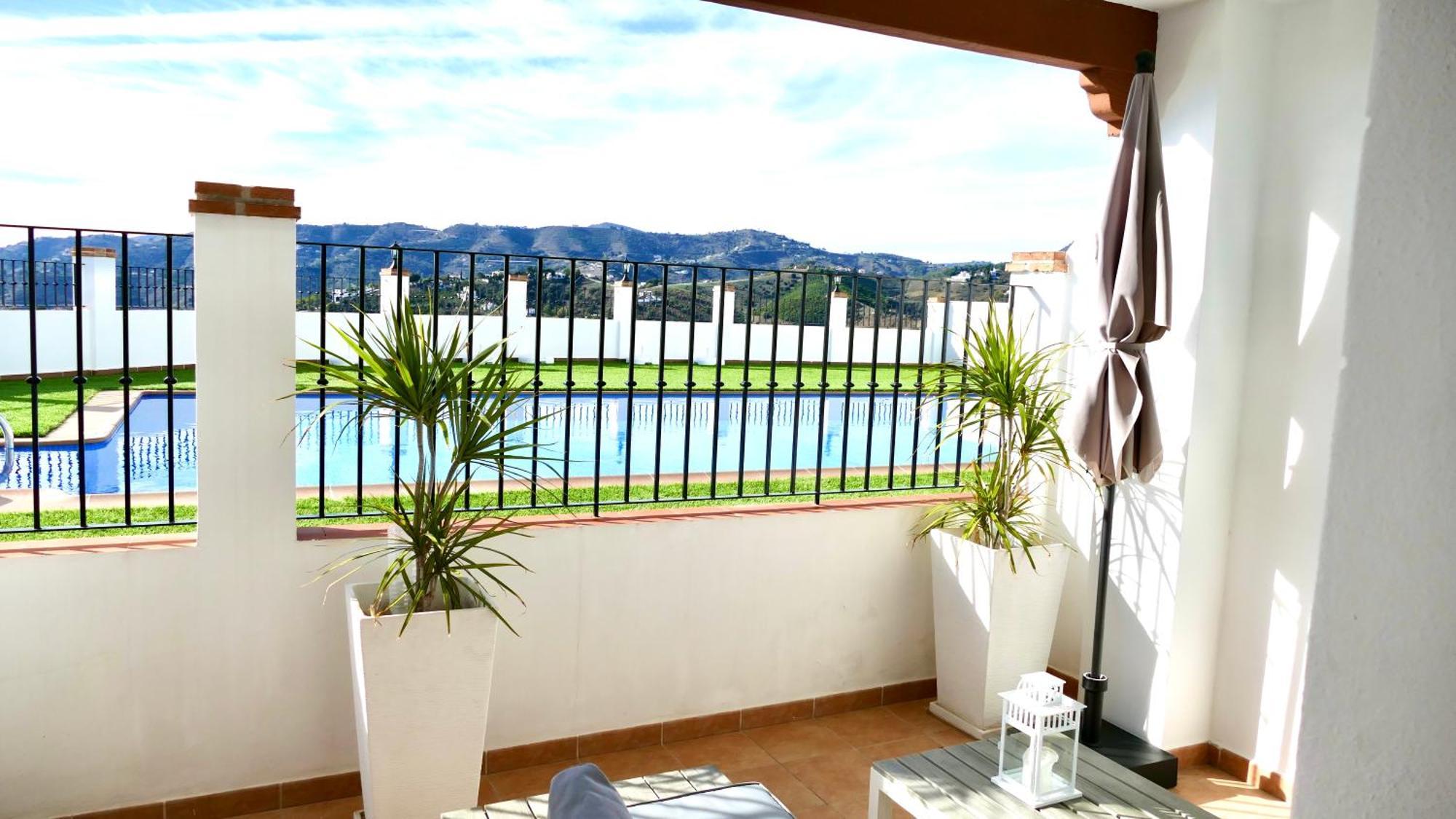 Casita Frigiliana - Stunning New Apartment With Views With Private Parking Space Dış mekan fotoğraf