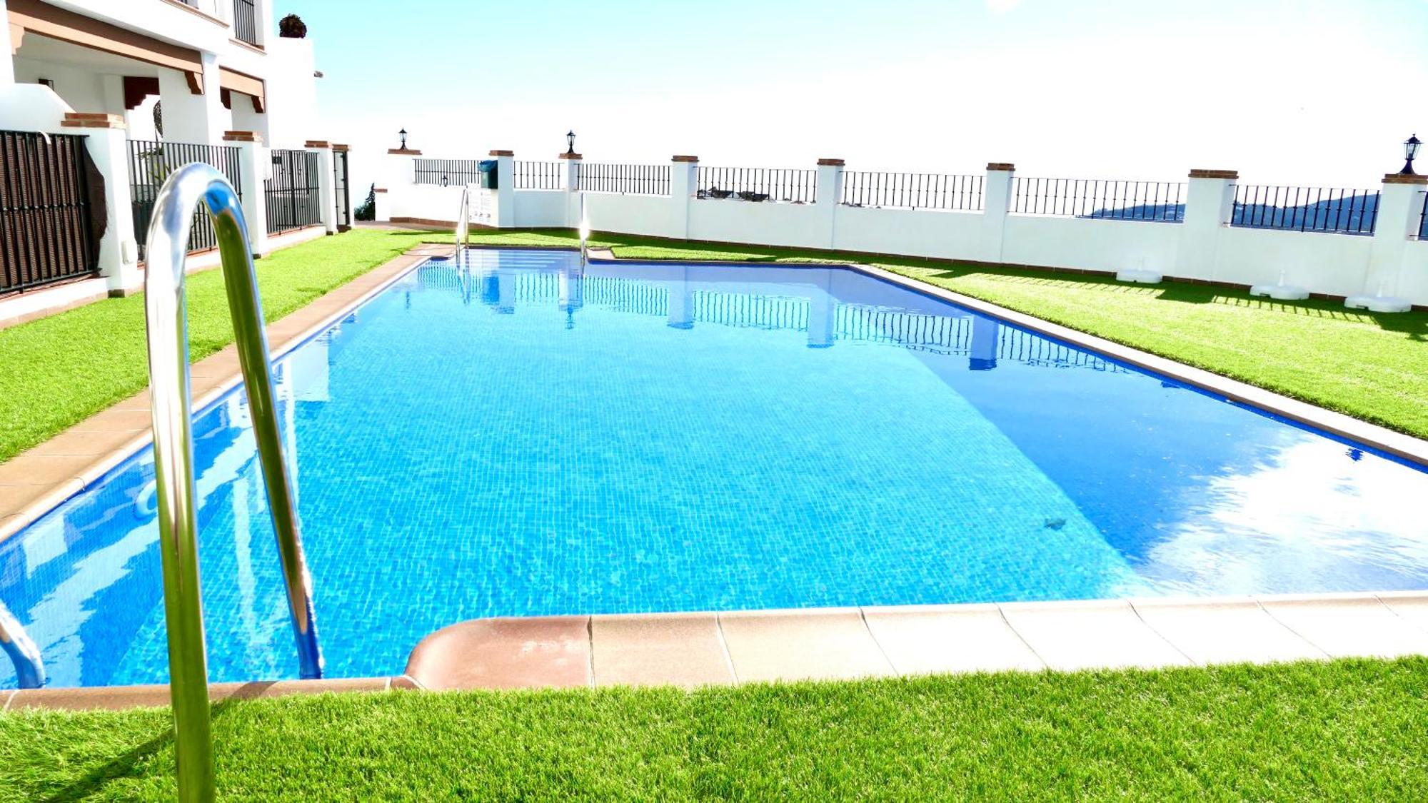 Casita Frigiliana - Stunning New Apartment With Views With Private Parking Space Dış mekan fotoğraf