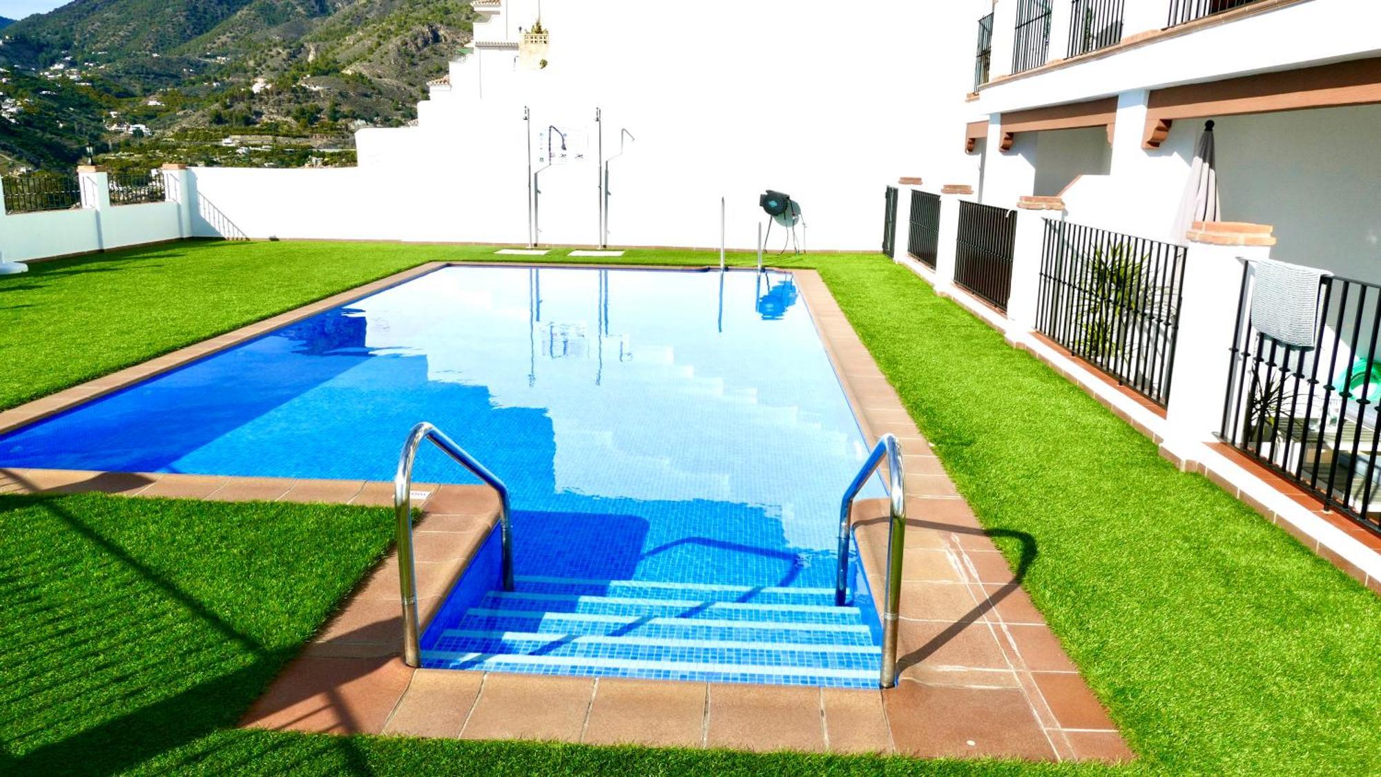 Casita Frigiliana - Stunning New Apartment With Views With Private Parking Space Dış mekan fotoğraf